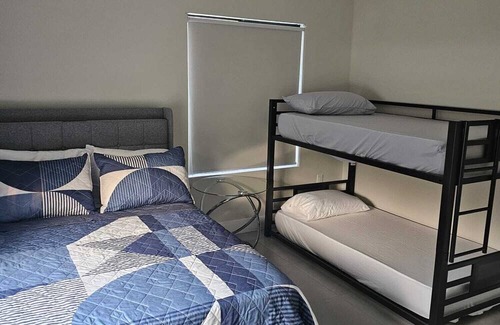 North Miami Casa | Shared Rooms in North Miami FL