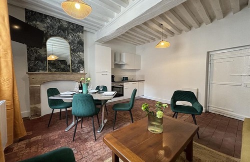 Moulins Apartamento | Apartment Moulins, 2 bedrooms, 4 persons