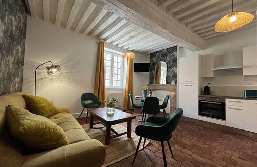 Moulins Apartamento | Apartment Moulins, 2 bedrooms, 4 persons