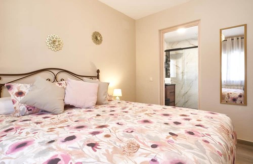 Tabanera del Monte Apartamento | Apartment 'Casa Rural El Paloteo' with Mountain View, Private Terrace and Wi-Fi