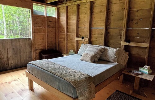 Seawall Casa | Stunning refurbished horse barn in the quiet neighborhood of Seawall, Maine.