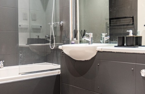 St George's Quarter Apartamento | Affluxi - Westminster Chambers Delux - Sleeps 4