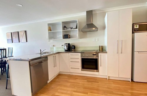 Claudelands Apartamento | Luxury, open plan living await you in the heart of Hamilton’s CBD.