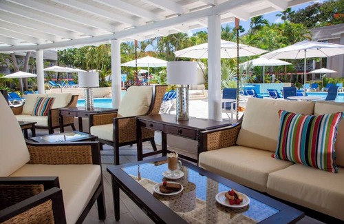 Halcyon Heights Complejo | Enjoy the island feel of the Caribbean at The Club Barbados Resort & Spa