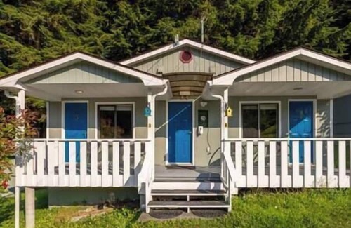 Alert Bay Cabina | (D) Sterling Standard Cabin