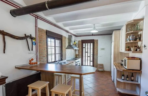 Oria Casa | Homerez - Spacious House with Pool in Oria