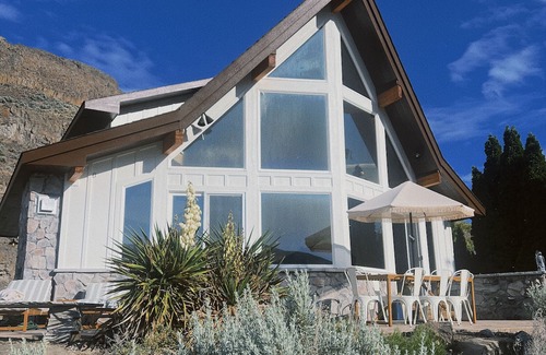 Quincy Casa | Waterfront retreat on the Columbia River, 10 minutes from The Gorge Amphitheater