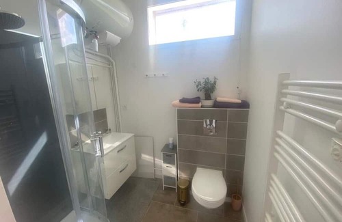 Vernou-la-Celle-sur-Seine Casa | Water-edge Stay