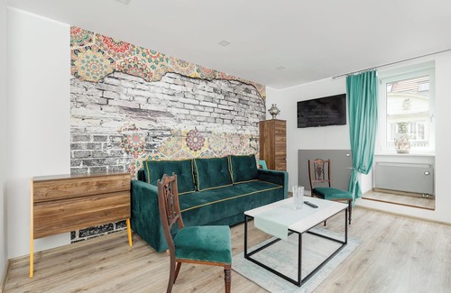 Bytom Apartamento | Noble Green Bytom Apartment by Renters