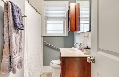 Southbank Casa | Updated Jacksonville Home < 1 Mi to St Johns River