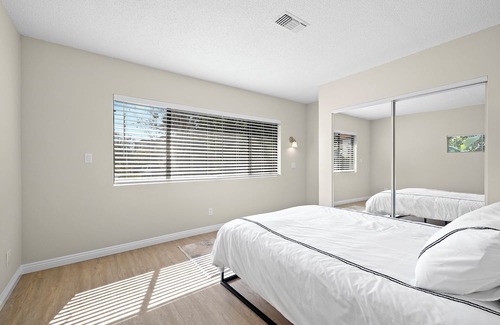 Moorpark Casa | WELCOME to this beautiful calming getaway! Feel at ease once you step inside.