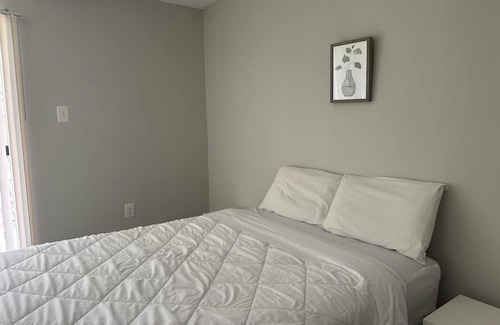 Gaithersburg Apartamento | Cozy Home by Rio Lakefront