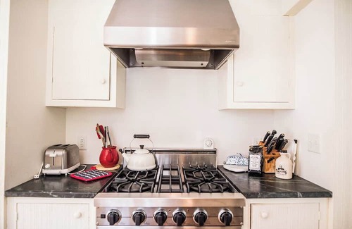 Londonderry Casa | Classic Vermont Updated Farmhouse Style Vacation Home on Beautiful Country Road.
