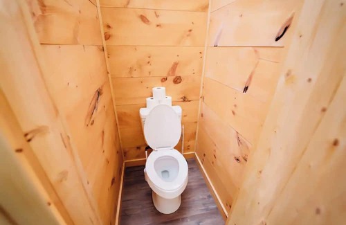 Robbins Cabina | Black Creek Glamping