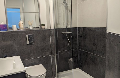 Westport Cabaña | Stunning Town house located in the heart of Westport Quay