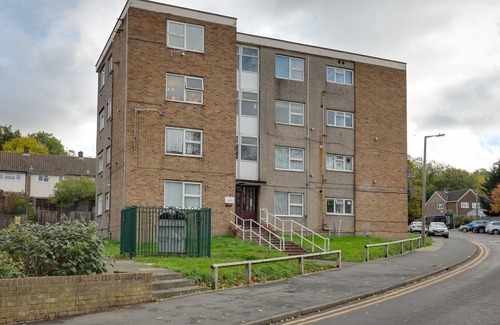 Harlow Apartamento | Sleek and Modern 1-Bed Apartment in Harlow