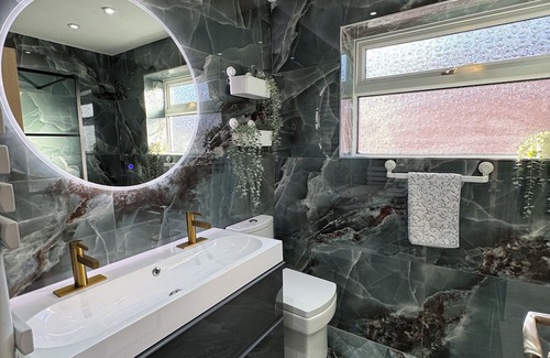 Handforth Casa | Stylish Home in Handforth near Mcr Airport