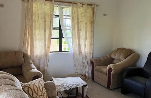 West Coast Casa | Beautiful 2-Bed House in St George