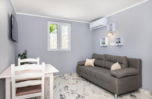 Bicine Casa | Villa Effort (V0992-K1) - Skradin