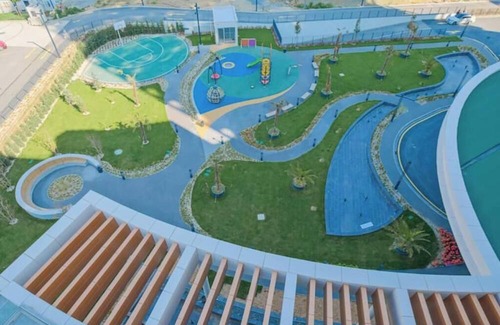 Basaksehir Apartamento | Eden - Bright Modern 2BR Apt w/ Parking & Gym