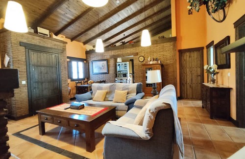 Casabermeja Casa | Holiday Home 'Country House' with Mountain View, Wi-Fi and Air Conditioning