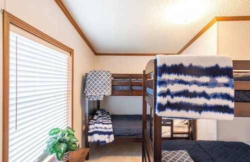 New Haven  Huron County Casa | Cozy, Rural and inviting.