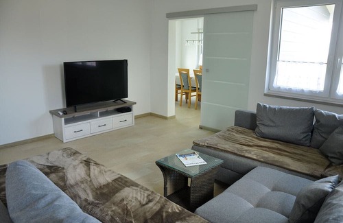 Hohenfelde Apartamento | Strandnahe Komfort-fewo mit Ostseeblick -