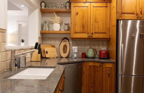 Upper Lonsdale Casa | Boutique home in North Vancouver