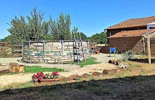Acquapendente Casa | Pergolino vacation home with pool for exclusive use, in the countryside