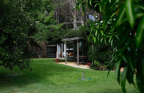 Dondingalong Cabaña | Secluded Skye Cottage - 30 Bush Acres for Peace & Privacy