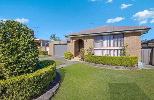 St Clair Casa | Bring the whole family to this great place with lots of room for fun.