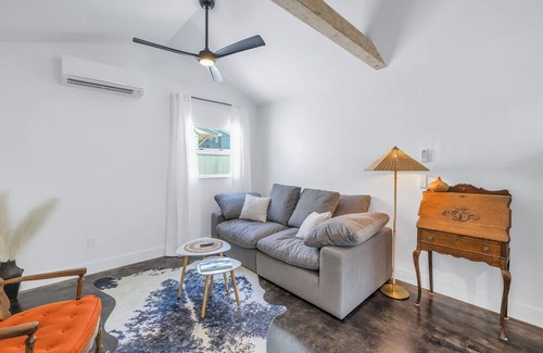 St. Petersburg - Clearwater Cabaña | The Kindness Cottage