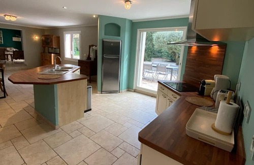 Redessan Casa | Le Clos des Grenadiers-House-Family-Ensuite with Bath-Garden view
