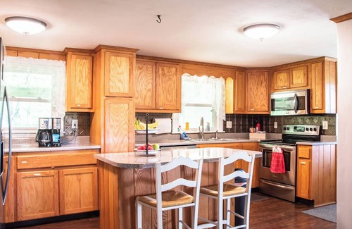 Little Levels Casa | Hill House #trails hiking skiing- beautiful farm views- privacy-relaxing