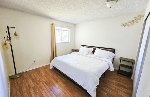 Monta Vista Casa | Cozy 3BD Duplex Near JBLM