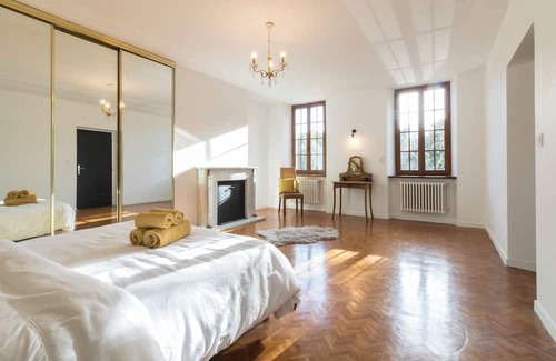 Cazeres Casa | Vrbo Property