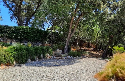 Caremeau Casa | Maison familiale spacieuse pour 8 personnes, piscine, calme et climatisation!