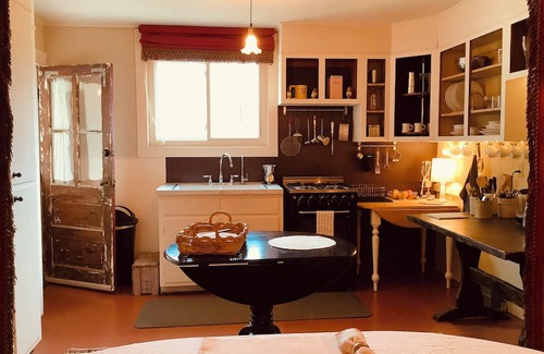 Germantown Casa | Bohemian Glow, this cozy home is surrounded by birds and a wildlife habitat.