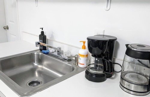 Leesburg Casa | WOW Modern & Cozy unit!! w/Private Entrance!