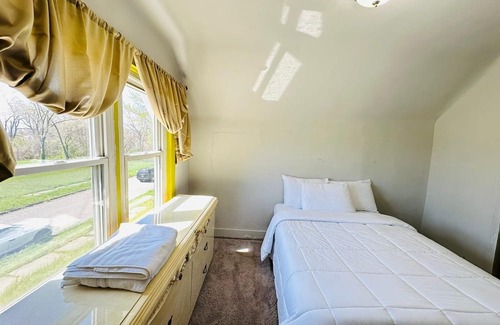 Wayne County Casa | Cozy Room 1 on Drake Haven