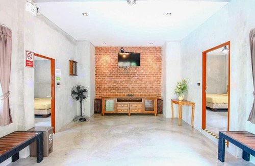 Pak Nam Pran Villa | Baan KonHin