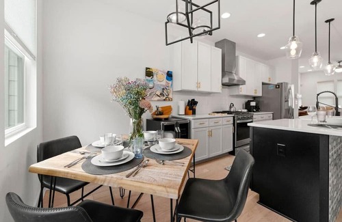 Plaza Midwood Casa | Plaza Midwood Penthouse