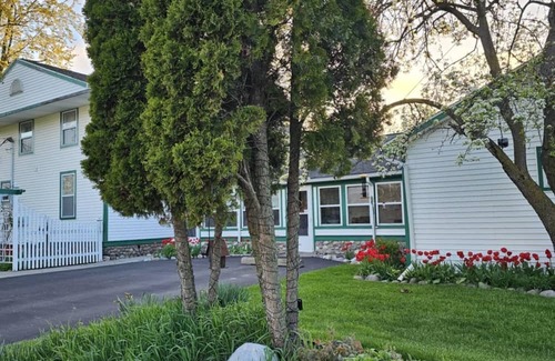 Au Gres Casa | Welcome to Walleye Point! Located in AuGres Mi , North Saginaw Bay Fishing