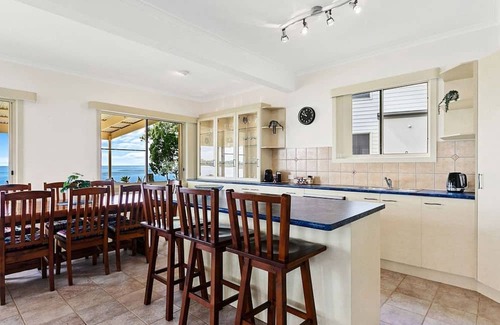 Toogoom Casa | Sandbar on Moreton 5 Bedroom