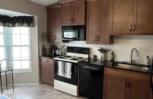 Whitney Beach Villa | Paradise Awaits Lakeview Villa in Bradenton - Two miles to Anna Maria Island