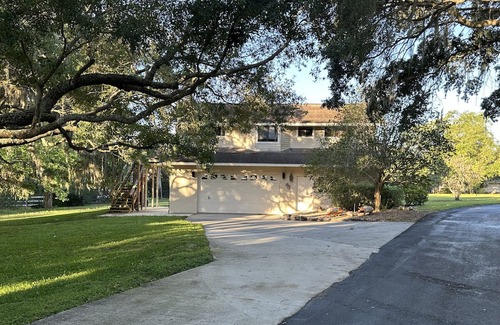 Tavares Cabaña | Cottage On Private Estate - Central Florida Gorgeous Sunsets-Privacy-Convenient