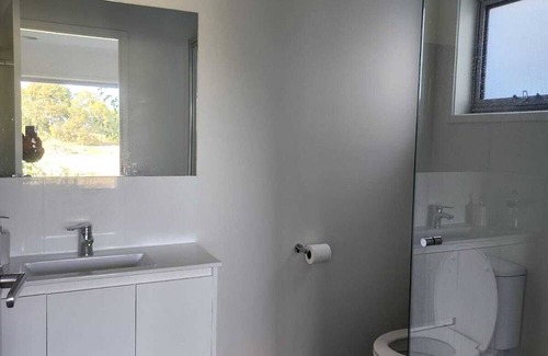 Warrnambool Apartamento | COSY ROOM WITH STORE
