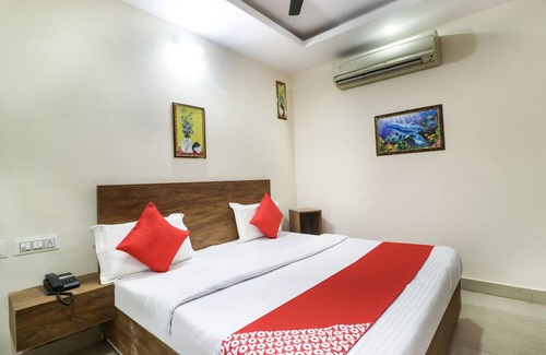 Ballabgarh Hotel | OYO Flagship The Vansh Balaji Hot
