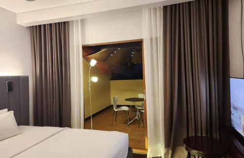 Baguio Apartamento | The Forest Lodge at Camp John Hay privately owned unit with parking 535n