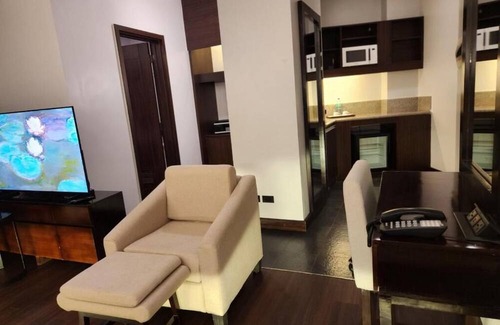 Baguio Apartamento | The Forest Lodge at Camp John Hay privately owned unit with parking 535n
